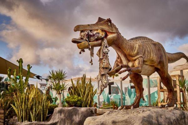 Jurassic Mini Golf Lanzarote Rooftop pack