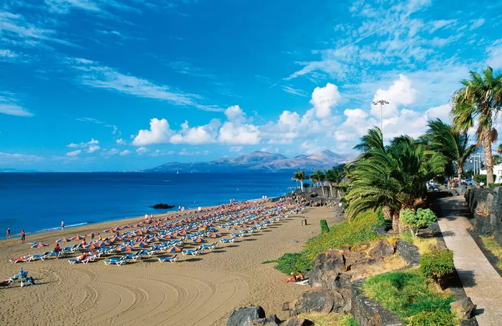 Puerto del Carmen Beach, Lanzarote