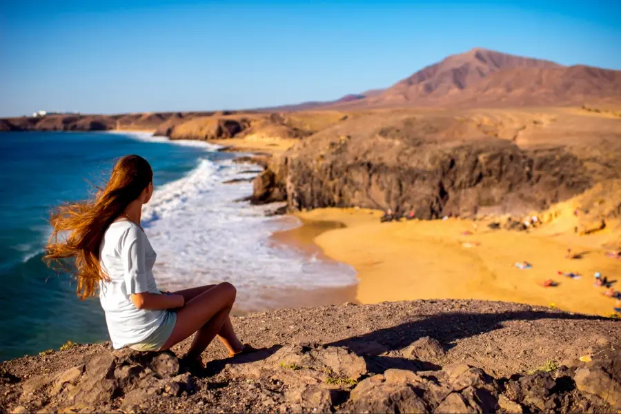 How to book excursions in Lanzarote